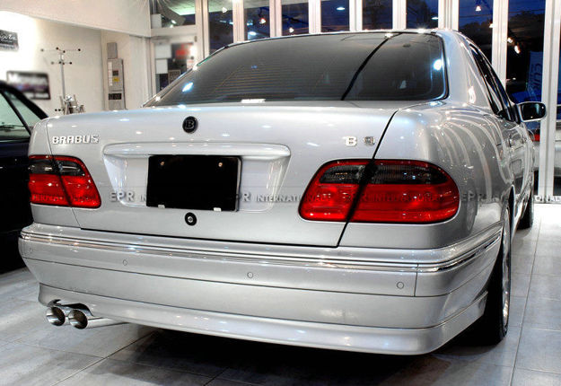 Picture of E-Class W210 Facelife 4door Sedan 99-02 E320 E420 E430 BRA Style Rear Lip